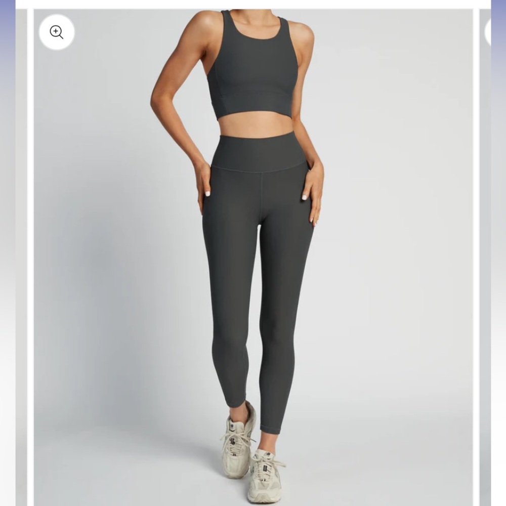 Wilo Dark Gray Ribbed Leggings